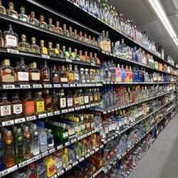 Redford Liquor Store