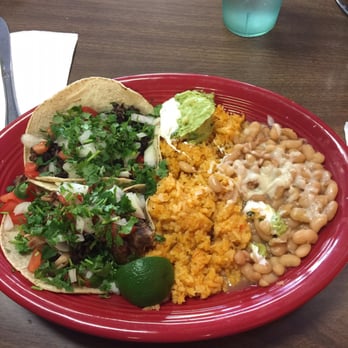 El Ranchito - Two Taco plate. The carne Asada and carnitas were both a touch crispy but not dry. - Mexican Near Me - Bishop, California El Ranchito - Two Taco plate. The carne Asada and carnitas were both a touch crispy but not dry. - Mexican Near Me - Bishop, California