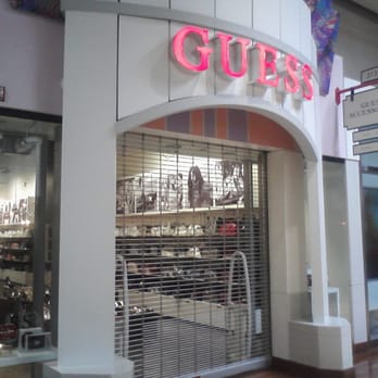 guess outlet ontario mills