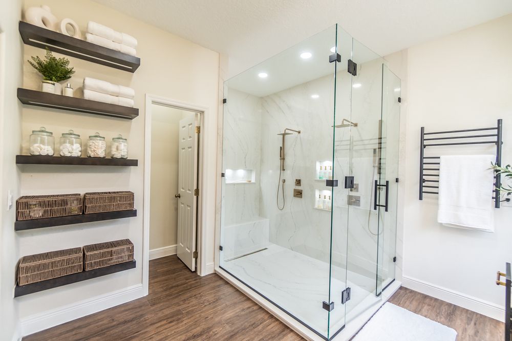 Slide of TEK Construction group