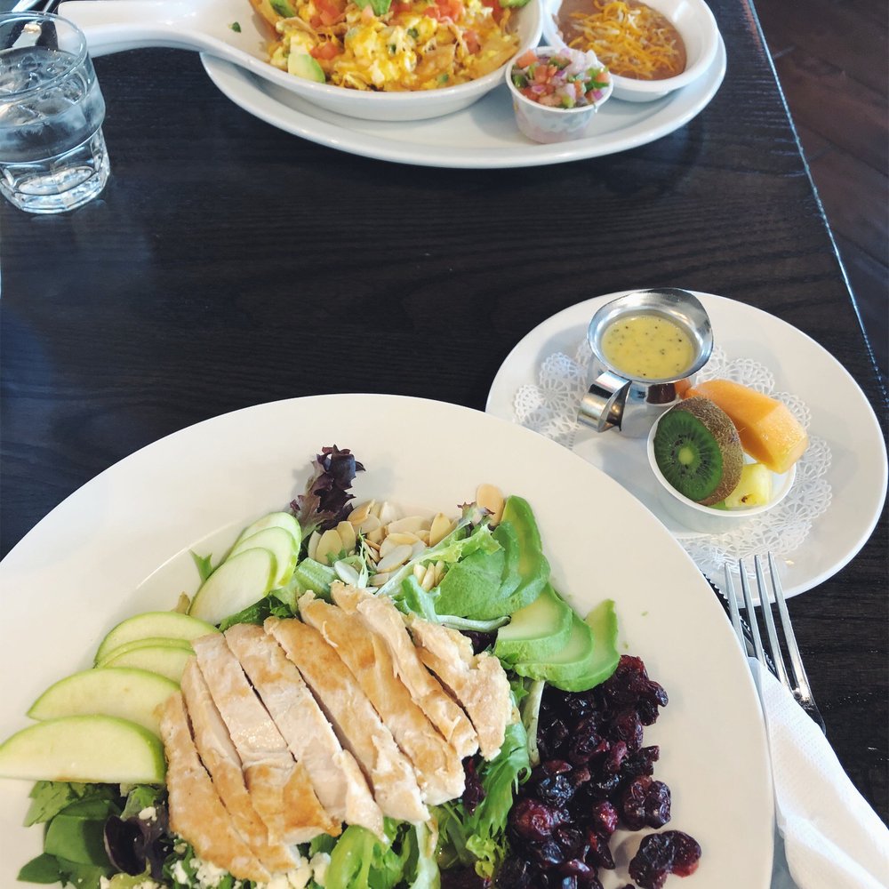 Le Peep - Aksarben Pointe - Cranberry Avocado Chicken Salad & the Migas - Breakfast & Brunch Near Me - Omaha, Nebraska Le Peep - Aksarben Pointe - Cranberry Avocado Chicken Salad & the Migas - Breakfast & Brunch Near Me - Omaha, Nebraska