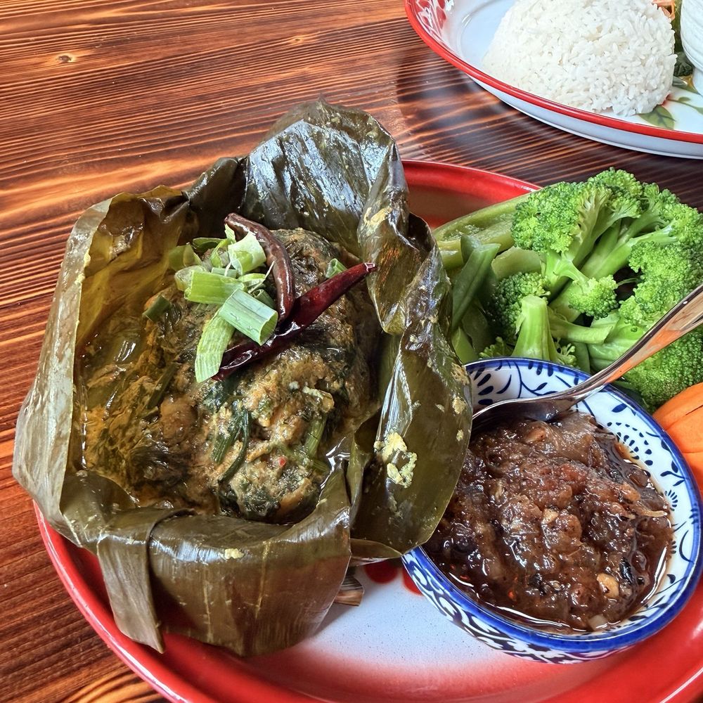 Lao Garden - Mok Catfish - Laotian Near Me - Berkeley, California