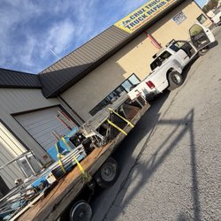 Cruz Tire & Truck Repair