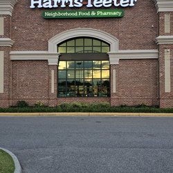 Harris Teeter - Outside Harris Teeter
