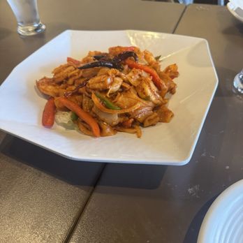 Thai Chaiyo Tustin - Pad Kee Mow - Thai Near Me - Tustin, California