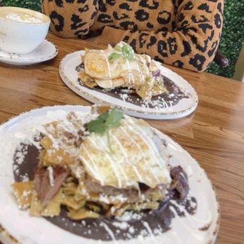 Madres Brunch - Green Chilaquiles - Breakfast & Brunch Near Me - Whittier, California Madres Brunch - Green Chilaquiles - Breakfast & Brunch Near Me - Whittier, California