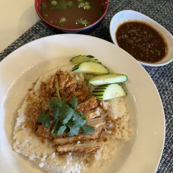 Aroy D Thai & Lao Kitchen - Thai Near Me - Summerville, South Carolina