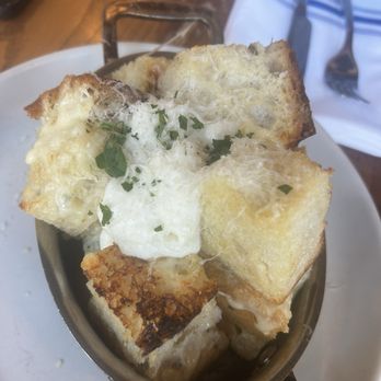 North Italia - White Truffle Garlic Bread - Italian Near Me - Austin, Texas