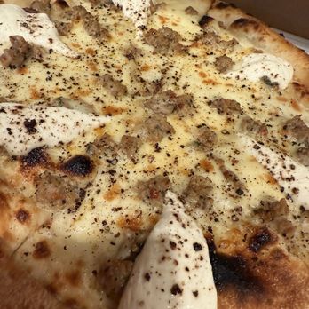 Pizzana - CACIO E PEPE PIZZA with sausage - Pizza Near Me - San Fernando Valley, California Pizzana - CACIO E PEPE PIZZA with sausage - Pizza Near Me - San Fernando Valley, California