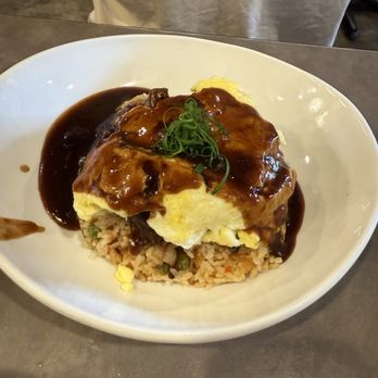 Moena Café - Short rib loco moco - Cafes Near Me - Honolulu, Hawaii Moena Café - Short rib loco moco - Cafes Near Me - Honolulu, Hawaii