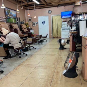 T&T Nails - Great place to get your nails done. Merry professional and comfortable environment - Nail Salons Near Me - Truckee, California T&T Nails - Great place to get your nails done. Merry professional and comfortable environment - Nail Salons Near Me - Truckee, California