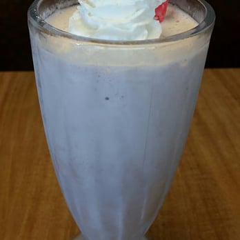 Smashburger - Strawberry milkshake - Burgers Near Me - Bronx, New York
