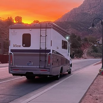 Blacksford - RV Rental Near Me - Belgrade, Montana
