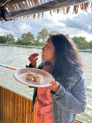 Whitlow's on Water by null