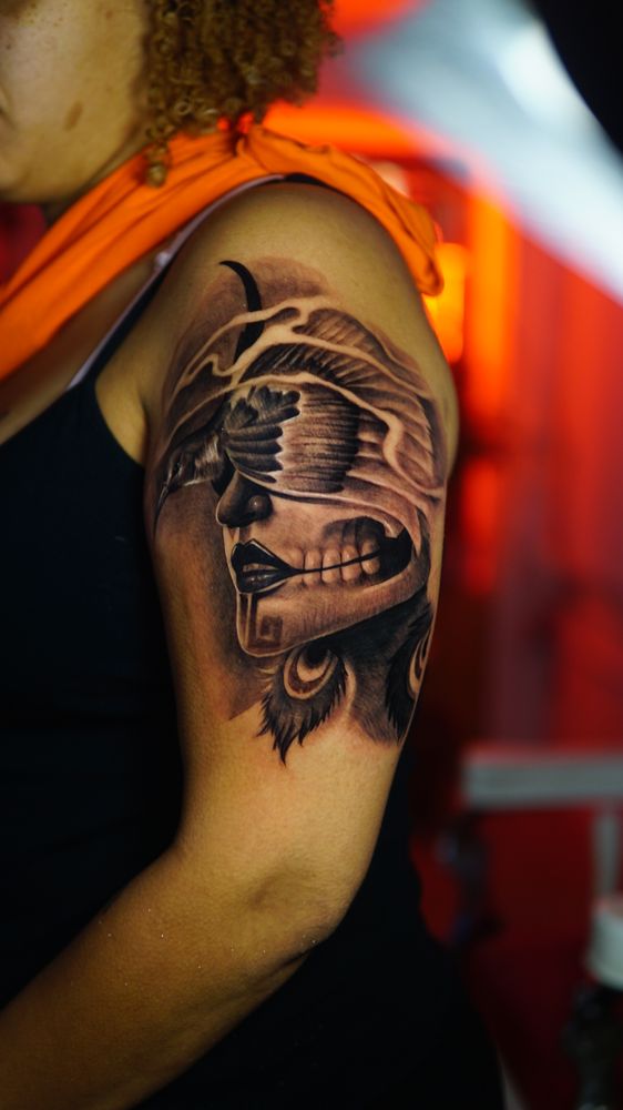 Chez Bippy Tattoo Logo