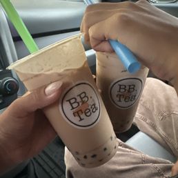Hokkaido Milk Tea with bubble and less sugar and less ice cream