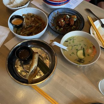 Gai Noi - Egg roll, Green Curry, remnants of Tofu & Green Beans - Desserts Near Me - Minneapolis, Minnesota