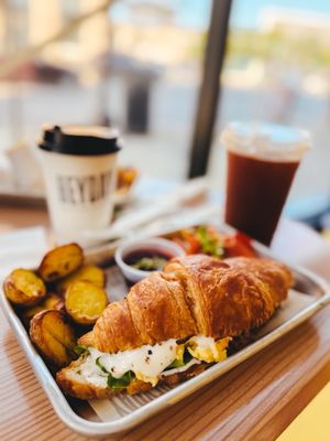 HEYDAY EATERY by null