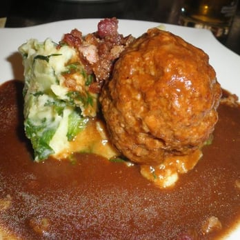 De Blauwe Hollander - Meat ball over Kale Mash~ mMmmMM! - Modern European Near Me - Amsterdam, New Hampshire
