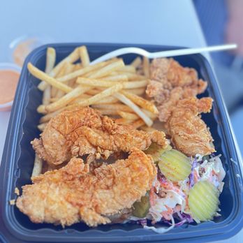 Uncle Jimmy’s Doner Kebab - Fried chicken - Food Trucks Near Me - Mountain View, California Uncle Jimmy’s Doner Kebab - Fried chicken - Food Trucks Near Me - Mountain View, California
