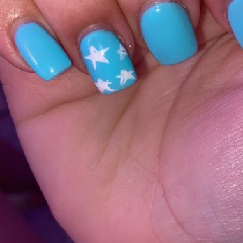 Luxer Nails Lounge - Nail Salons Near Me - Maple Grove, Minnesota