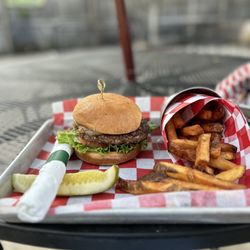 The Beacon Pub - Burger with grilled onions and fries