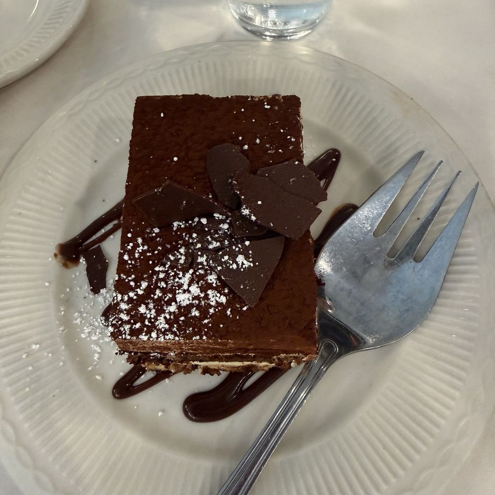 Maggiano's Little Italy - Tiramisu - Italian Near Me - Austin, Texas Maggiano's Little Italy - Tiramisu - Italian Near Me - Austin, Texas