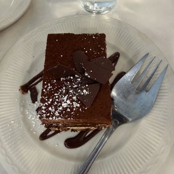 Maggiano's Little Italy - Tiramisu - Italian Near Me - Austin, Texas