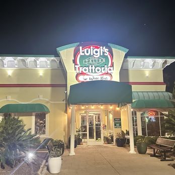 Luigi's Trattoria - Italian Near Me - Myrtle Beach, South Carolina