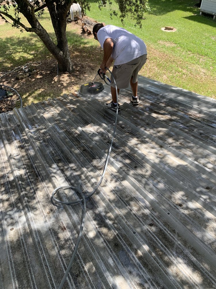 Slide of Recon Services