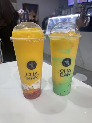 M Chá Bar (Hwy400 & Rutherford) by null