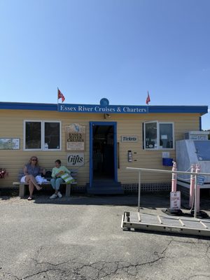 Essex River Cruises & Charters by null