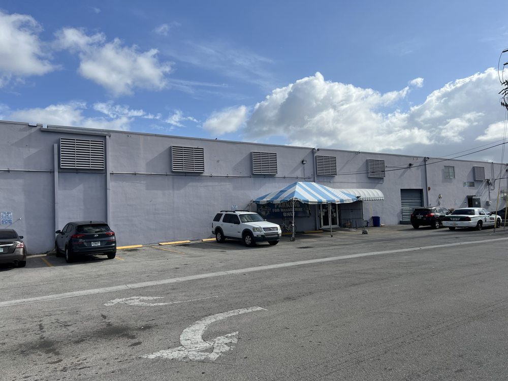 ALL UNIFORM WEAR Updated September 2024 11 Photos & 19 Reviews