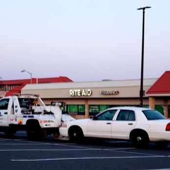 HR Towing & Auto Body - Towing Near Me - Oceanside, New York HR Towing & Auto Body - Towing Near Me - Oceanside, New York