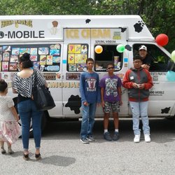 The MOO-Mobile - Church functions, birthday parties, work-related events... The MOO-Mobile can bring excitement to your special day.