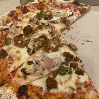 Neony Pizza Works - Pizza Near Me - Dallas, Texas