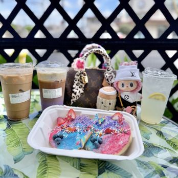 Conversations - 24oz Island Mac Mocha $10 | 24oz Coco-Bae Latte $10 | Lychee Lemonade $6 | Kaleidoscope Bagel $14 - Cafes Near Me - Honolulu, Hawaii Conversations - 24oz Island Mac Mocha $10 | 24oz Coco-Bae Latte $10 | Lychee Lemonade $6 | Kaleidoscope Bagel $14 - Cafes Near Me - Honolulu, Hawaii