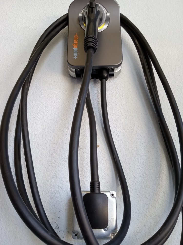 Slide of Bluewire Electric