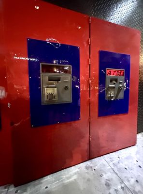 Kiss Kiss Bang Bang by null