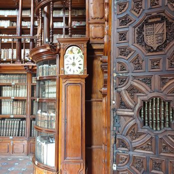 Museo Biblioteca Palafoxiana - Museums Near Me - Puebla, PUE