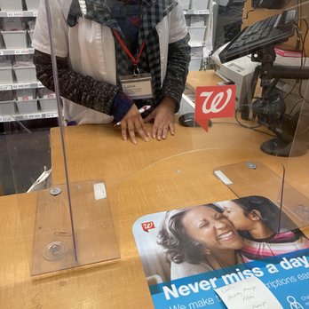 Walgreens - Cosmetics & Beauty Supply Near Me - Buda, Texas