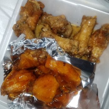 US Pizza - Mango habanero wings and parmesan garlic wings - Pizza Near Me - Surprise, Arizona US Pizza - Mango habanero wings and parmesan garlic wings - Pizza Near Me - Surprise, Arizona