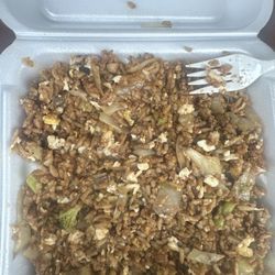 T'San Japanese Food - Let me know if yall can see any chicken in this "chicken fried rice"