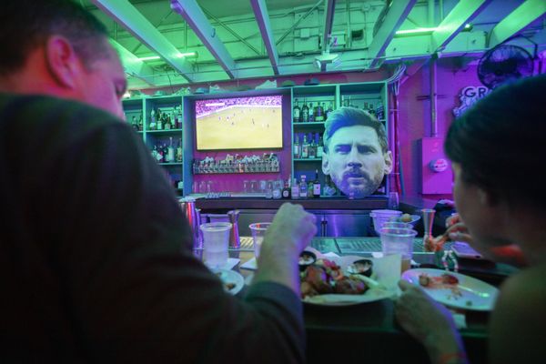 Grails Miami - Restaurant & Sports Bar by null