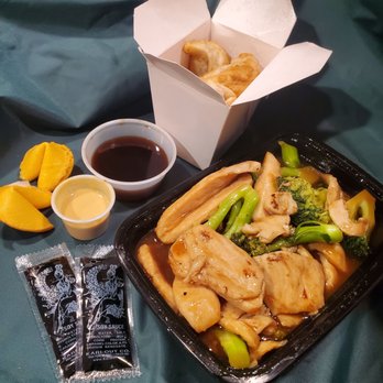 Lucky Corner - very tasty - Chinese Near Me - Raynham, Massachusetts