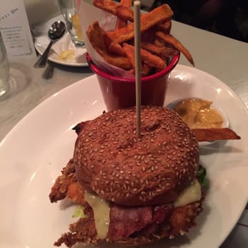 Bill's Restaurant - Chicken burger - British Near Me - Sheffield, XSY