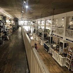 Doozie's Corner - Upstairs