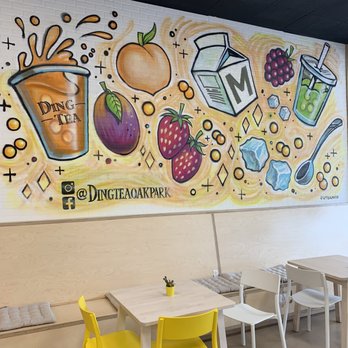 Dinh Tea Oak Park - LOVE the mural on the wall - Bubble Tea Near Me - Lenexa, Kansas