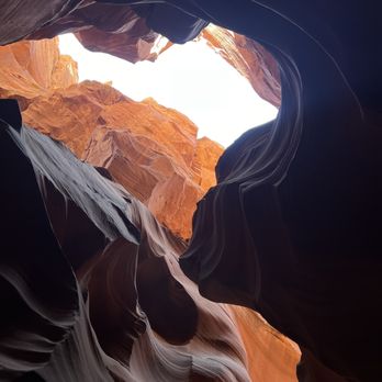 Taadidiin Tours - Walking Tours Near Me - Page, Arizona Taadidiin Tours - Walking Tours Near Me - Page, Arizona