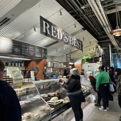 Red's Best - Counter service